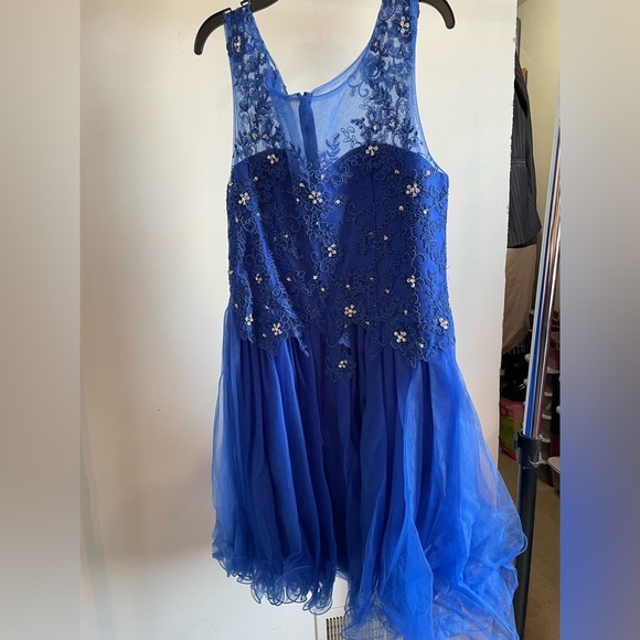 Blue Sparkle Top Size 18 - Picture 1 of 3